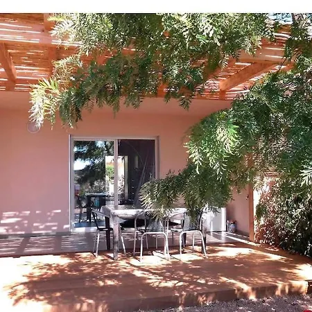 Διαμέρισμα Appart, Piscine, Proche *